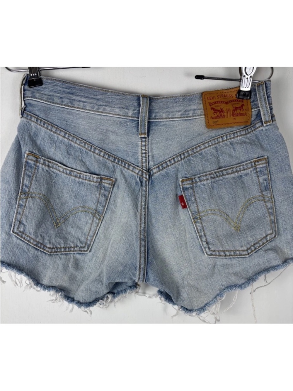 Levi’s 501 Cutoff Shorts Light Wash Distressed Raw Hem Button Fly Measured - Picture 2 of 11